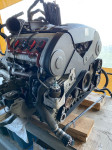 Motor Audi 8 3.7