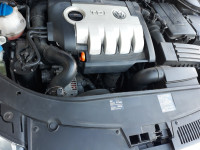 motor vw pasat 2.0 tdi 8 ventila 2007 godina 110000 km