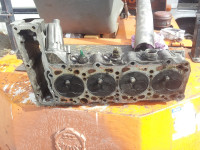 MERCEDES 208 GLAVA MOTORA