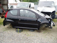 PEUGEOT 107 U DJELOVIMA PRODAJEM , VRATA PD