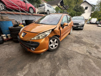 Peugeot 207 1.4 16v 2007 g dijelovi limarija mehanika elektrika unutr