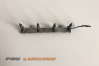 PEUGEOT 4007 RAMPA GORIVA 2.4i 16V 1465A205