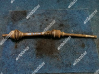 POLUOSOVINA PEUGEOT 306 2.0 HDI PREDNJA DESNA