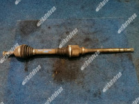 POLUOSOVINA PEUGEOT 307 2.0 HDI 136 KS PREDNJA DESNA