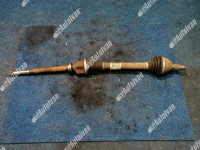 POLUOSOVINA PEUGEOT 308 1.6 VTI 9661107280 PREDNJA DESNA