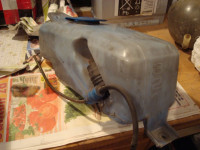 Posuda tekućine za pranje stakala