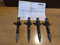 Prodajem 4 Denso injektora (dizne) za Toyotine 3.0 D4D motore