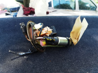 Pumpa goriva sa plovkom za Mazdu 323 1.3 16V 1998 godina