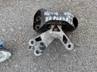 RENAULT CLIO/CAPTUR NOSAČ MOTORA 112849985R