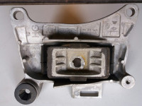 Renault Fluence 1.5 dci nosač motora