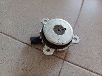 Senzor bregaste s kućištem  -  Ford  1.0 ecoboost  74 kW