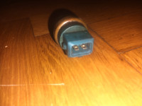 SENZOR TEMPERATURE VDO 025 906 041 A