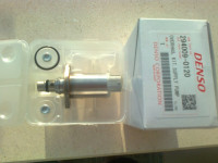 Senzor-ventil pritiska goriva Nissan x-trail Navara 2.2 2.5 DI DCI