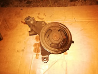 Servo pumpa Opel Vectra A 1.7TD Isuzu