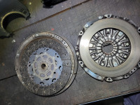 Set kvačila dvomaseni zamašnjak citroen peugeot 1.6 hdi 8v 82 kw 84 kw