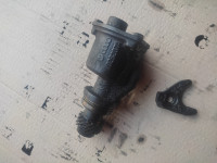 VAKUM PUMPA VW AUDI  028207A  035905251