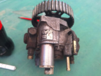 visokotlacna pumpa mazda 6 2.0d 100kw 2003g.