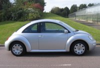 VW Beetle 2002 godina dijelovi