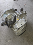 Vw caddy 2K7 2.0 tdi 6 brzina rucnimjenjač