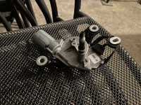VW zadnji motor brisaca