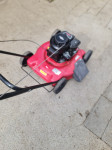 Prodajem motornu kosilicu BC51