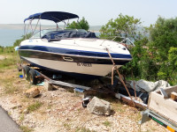 Four Winns 225 Sundowner