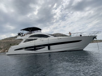 Galeon 700 Skydeck