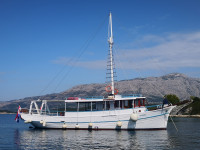 Izletnički brod za prijevoz putnika, i opasnog tereta