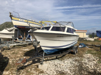 PRODAJEM BROD S TREJLEROM BEZ MOTORA -  SCAND QUEEN 26