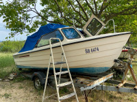 Prodajem motorni brod sa trailerom