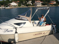 QUICKSILVER 460/470   % GOTOVINA 8400