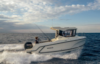QUICKSILVER 625 PILOTHOUSE + 150Ks