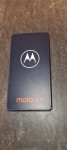 Prodajem Motorola Moto e13