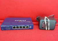 Netgear ProSafe FS105 - 5 Port Unmanaged Desktop Fast Ethernet Switch