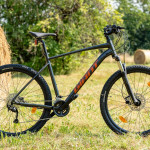Bicikl GIANT Talon 29" Disc Crna/Krom — AKCIJA 21%