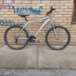 Bicikl na prodaju 100 eura . Zamjena moguća.