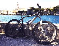 Specialized Hardrock Disc 26” – odličan za grad i makadam