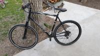 Prodajem Stevens 3x cross bicikl s Deore XT i setom drugih felgi