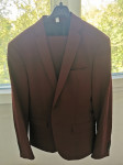 Odijelo bordo boja