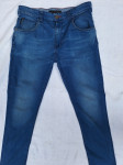 Calvin Klein Regular Tapered muške jeans hlače W 33