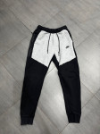 Nike tech fleece M