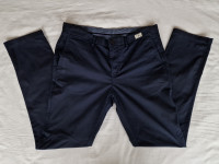 TOMMY HILFIGER HUDSON CHINO modre stretch chino hlače (W 36)