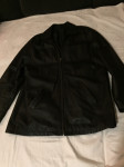 Crna kožna jakna