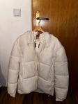 Zara bijela pernata zimska jakna