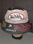 Bucket kapa Von Dutch (crna sa crvenim logom)