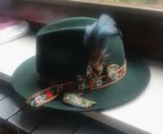 Tirolski muški šešir - tamno zeleni