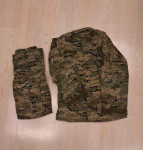 Vojna odora (košulja, vel. 42 i hlače, vel. 44), digitalno zelena