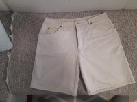 Muške bež kratke hlače