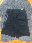 Nike tech fleece ne korišten s etiketom