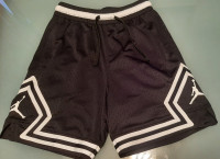 Prodajem Jordan Sport Dri-FIT muški košarkaški šorc
